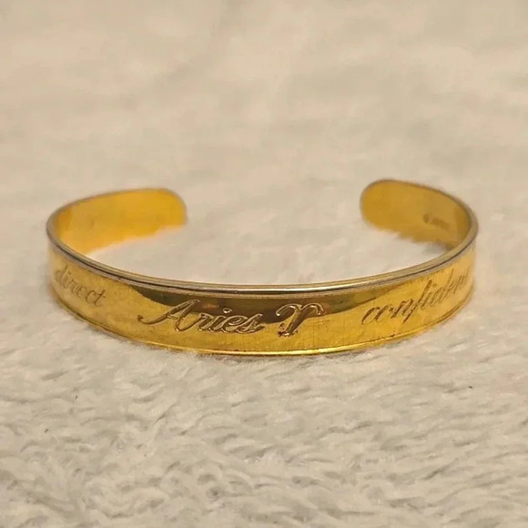 Avon Jewelry - #442 Avon Gold Tone Aries Zodiac